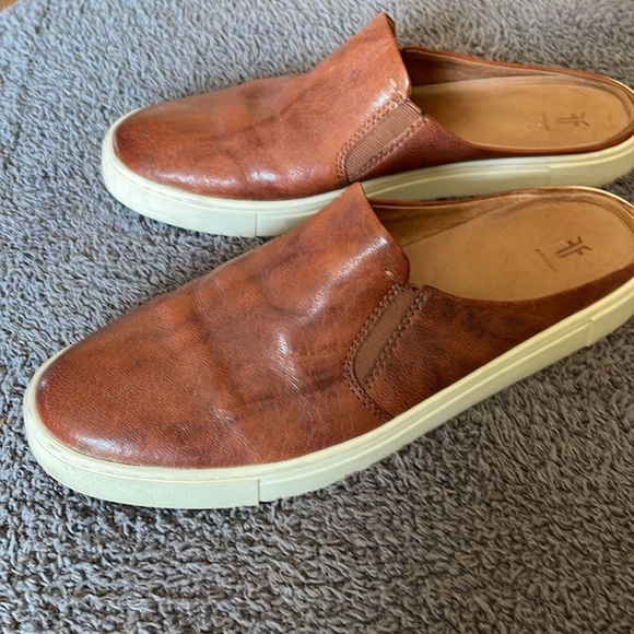 FRYE Shoes Mules Women’s Italian Antiqued Leather Cognac Ivy Slide Sz: 9 - Picture 2 of 6